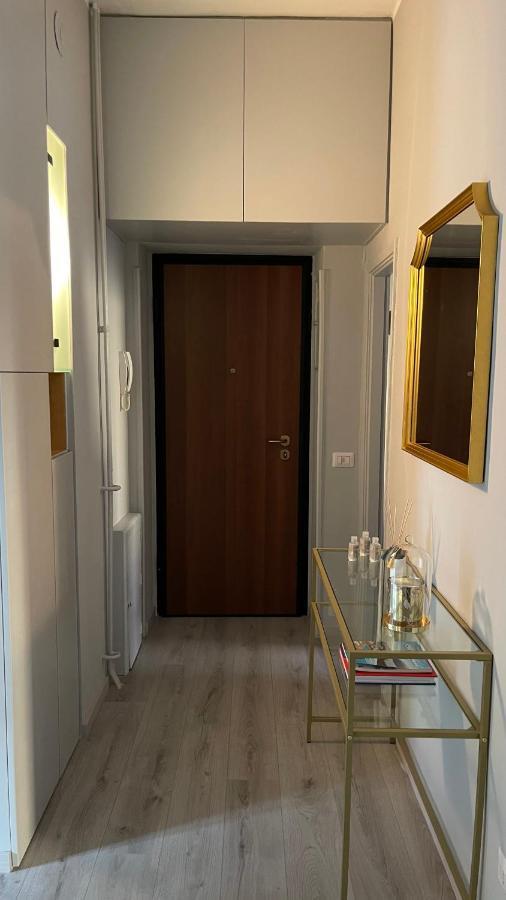 Stilish Apartment Few Steps From The Underground ميلان المظهر الخارجي الصورة